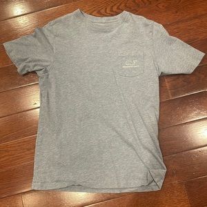 Boys Vineyard Vines t-shirt